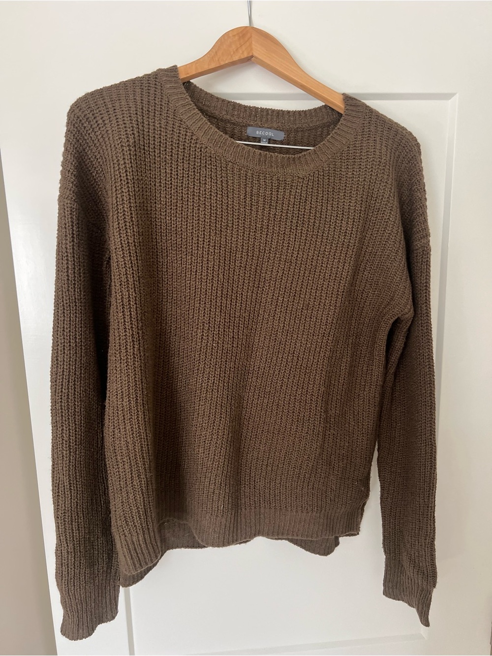 BE COOL Brown Ribbed Crewneck Sweater